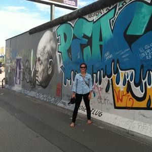 Meet your Posher, Elizabeth